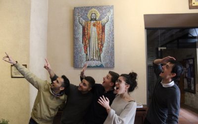 Escuchando a los cuarenta – Seminario con jóvenes y equipo DPJ